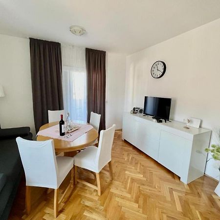 Apartment Troisa Kastela Exterior photo